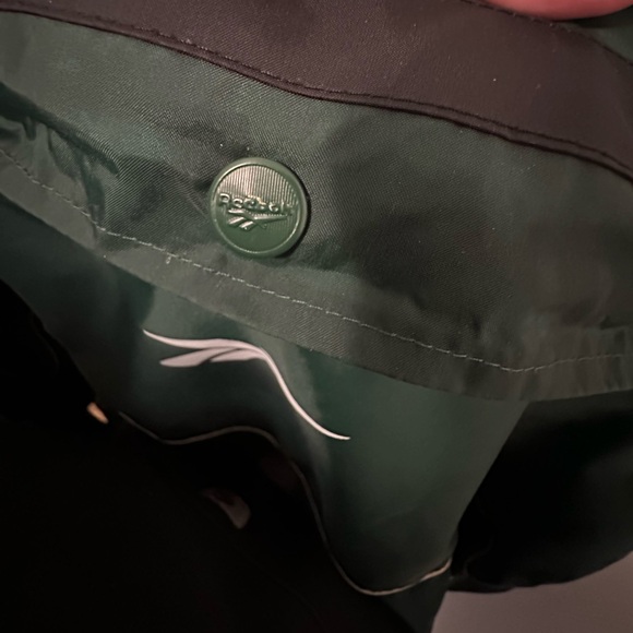 Reebok Green and Black Vintage Deadstock Full Zip Windbreaker Jacket Large - Picture 6 of 7